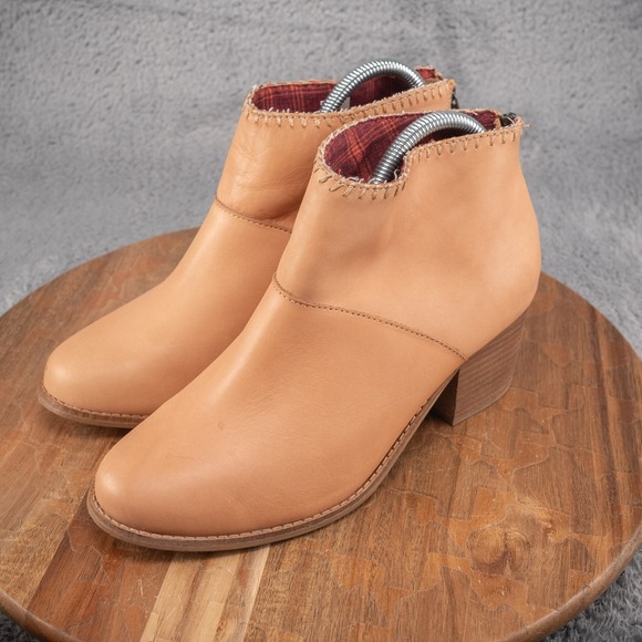 Toms Leila Ankle Leather Bootie Light Brown Women Size 8.5 - Picture 3 of 6